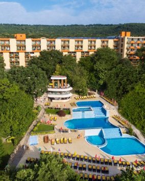 Obóz Hotel Sunrise ALL ****+ Bułgaria Złote Piaski Wiek 13-19 lat (F1-005)