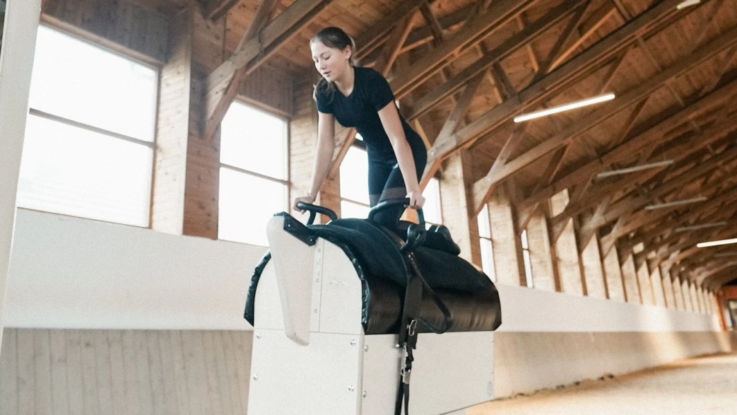 Wioo Przygodo z woltyżerką Julinek wiek 9-12 lat (B1-045)