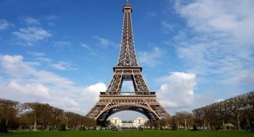 Wycieczka Paryż i zamki nad Loarą lub Disneyland 2022 (PBO-040)