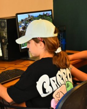 Kolonia Miłośników Minecraft Ustroń Interkamp Junior wiek 7-12 lat (K1-074)