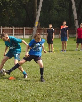 Obóz Piłki Nożnej Podlesice wiek 14-18 lat (K1-132)
