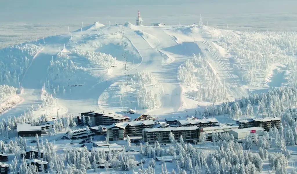 Obóz snowboardowy Finlandia u św. Mikołaja wiek 10-18 lat (A1-640)