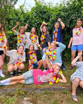 Obóz Summer VIBES Pogorzelica wiek 10-18 lat 2026 (J1-098)