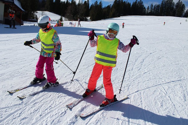 Zimowisko przygodowe ze wstępem do narciarstwa - Kaszuby 2024 wiek 6-12 lat (K1-242)