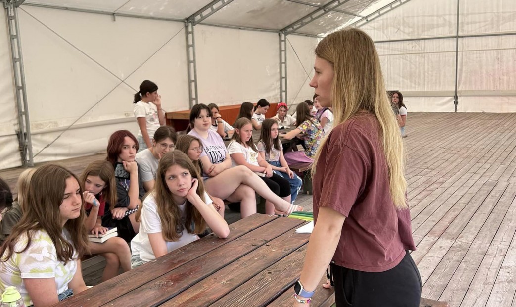 Obóz książkowy z Marysią Krasowską Olsztyn wiek 11-17 lat (B1-190)