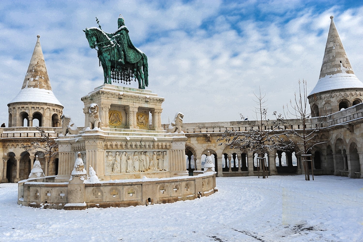Sylwester Budapeszt z Zabawą Sylwestrową w Regionalnej Czardzie HB - hotel (I1-248)