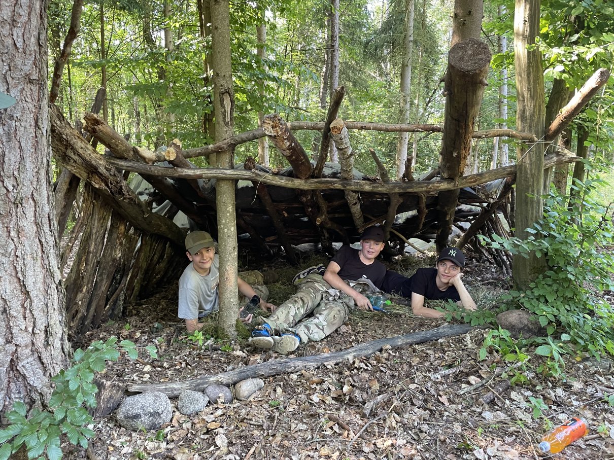 Preppersi – Obóz Umiejętności Przetrwania Drzewina Kaszuby wiek 14-18 lat (K1-343)