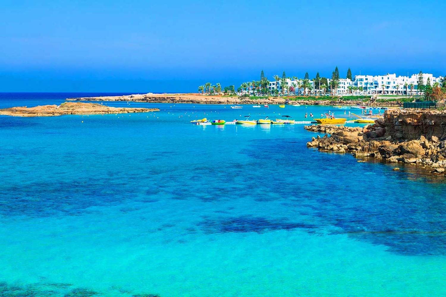 Obóz młodzieżowy - Cypr - Pafos - Hotel Avlida samolot z Katowic wiek 12-19 lat (I1-268)