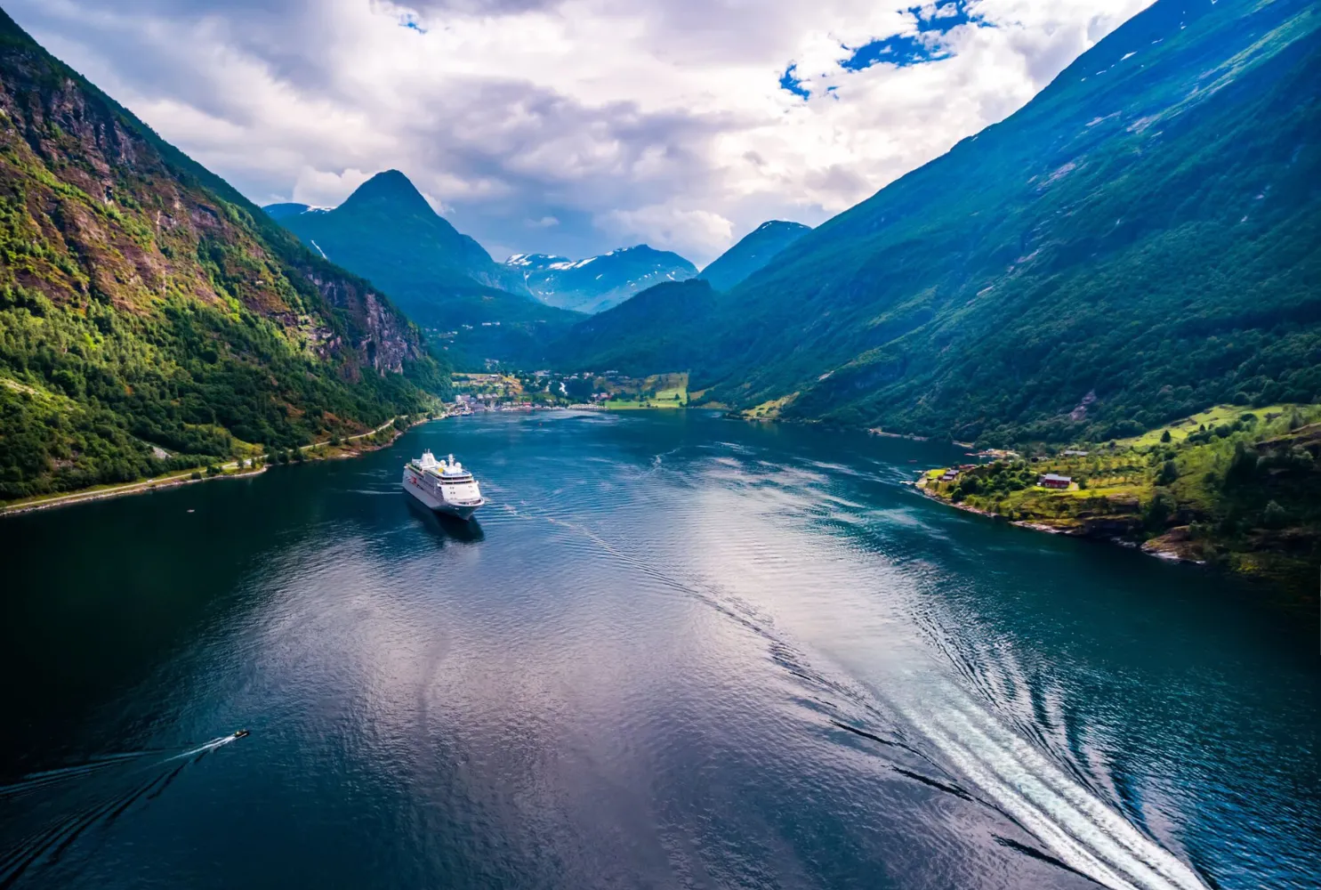 Stolice Bałtyckie + najsłynniejsze fiordy Wycieczka Łotwa Estonia Finlandia (O2-212)